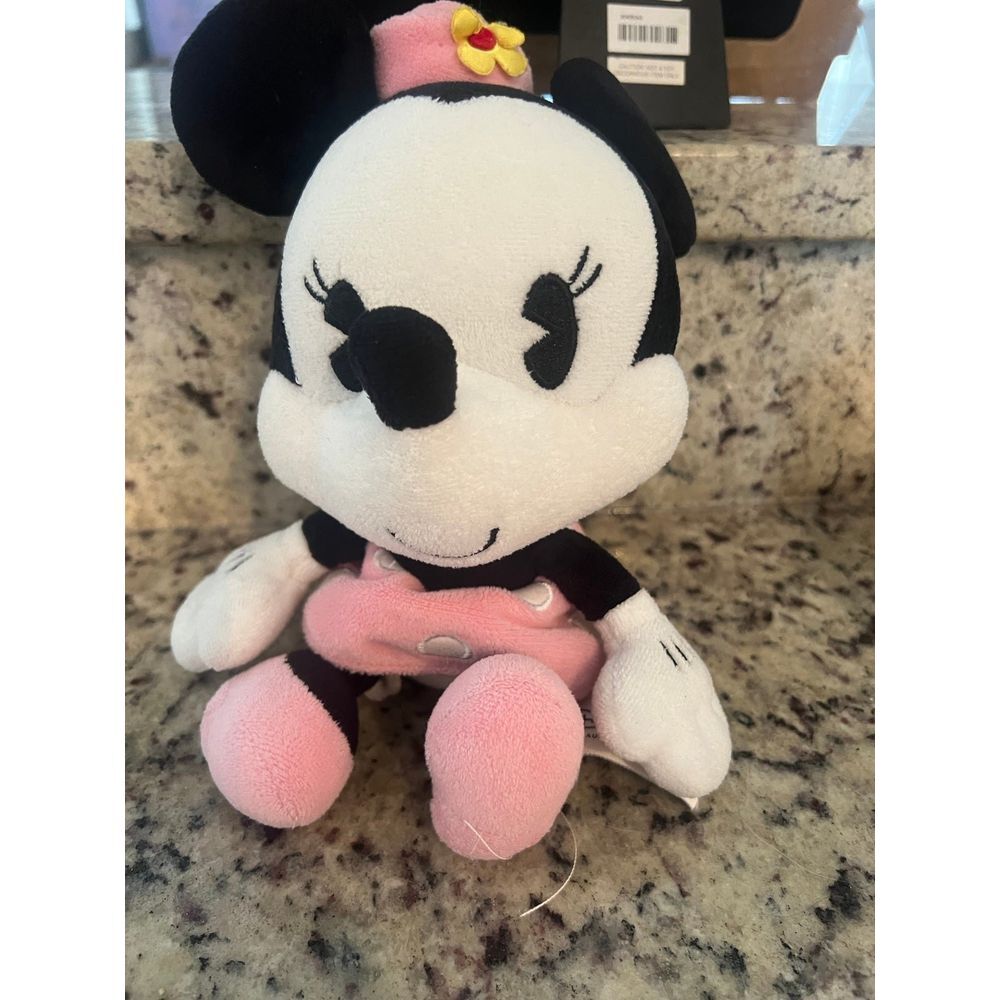 Disney parks Minnie mouse pie eyes plush‎